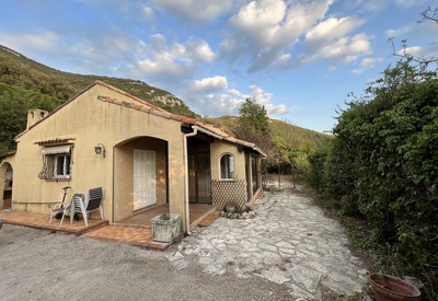 VILLA FOR RENT - TURBIE