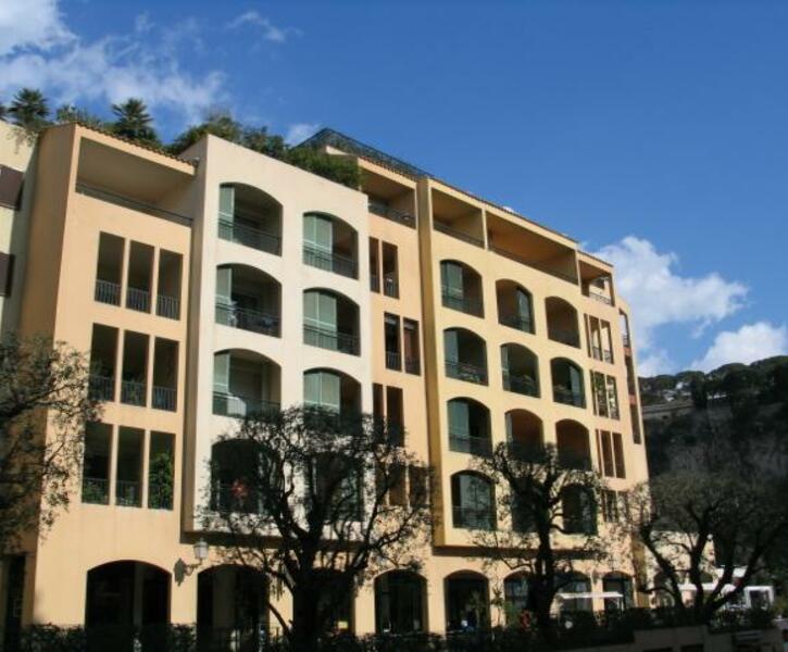 SPAZIO UFFICIO IN AFFITTO