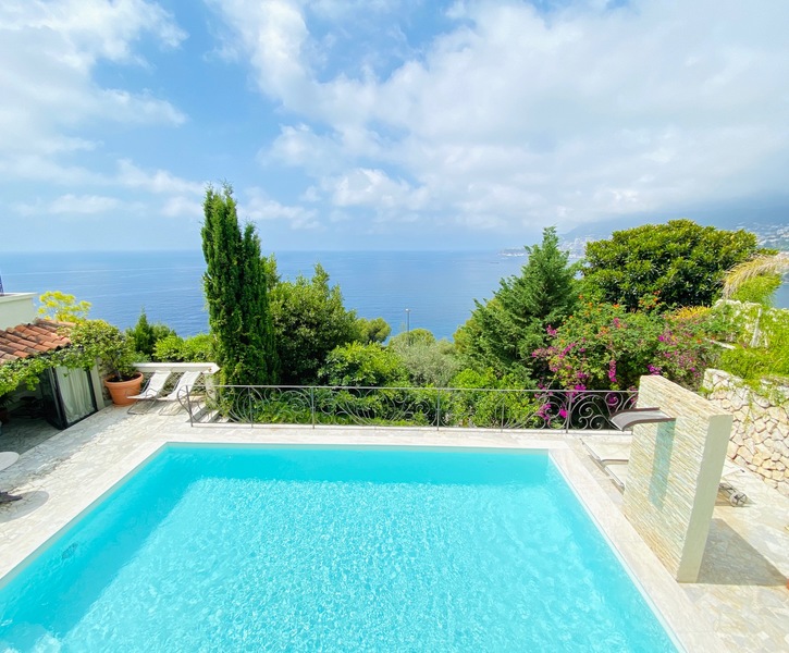 CAPE MARTIN - PROPERTY WITH PANORAMIC SEA VIEW POOL