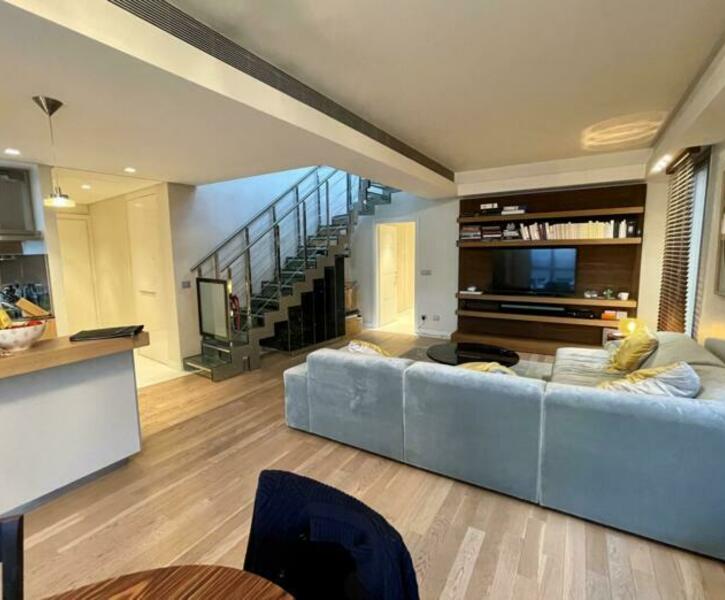 MAGNIFICA TERRAZZA SUL TETTO DI 3 STANZE - VILLA LES PINS