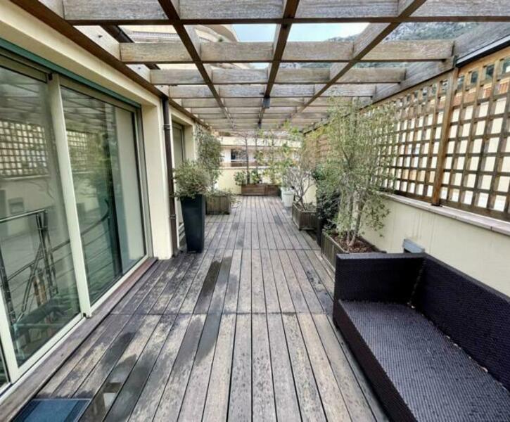 MAGNIFICA TERRAZZA SUL TETTO DI 3 STANZE - VILLA LES PINS