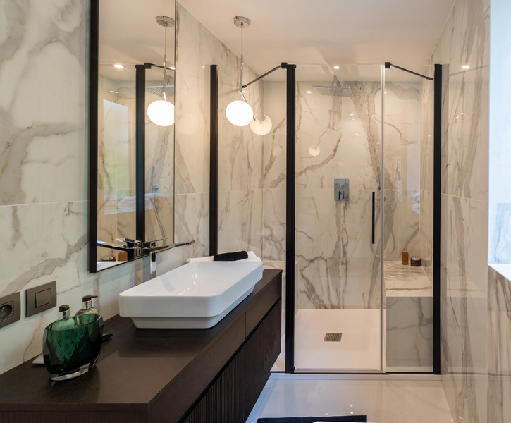 5 ROOM APARTMENT RENTAL BOULEVARD D'ITALIE - ROC AZUR