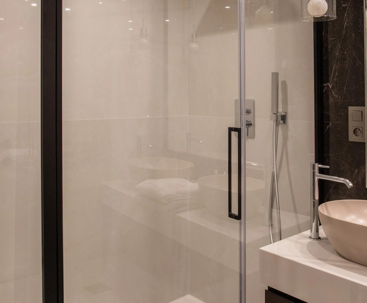 5 ROOM APARTMENT RENTAL BOULEVARD D'ITALIE - ROC AZUR