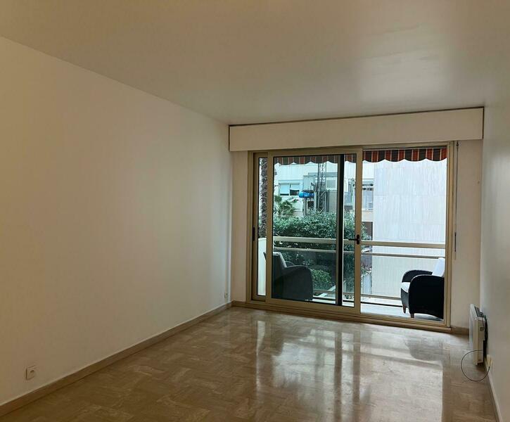 COQUET STUDIO BOULEVARD D'ITALIE