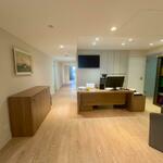 GOLDEN SQUARE : OFFICE WITH BEAUTIFUL SERVICES !
