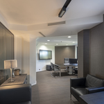 MANY LUXURY OFFICES - 1
